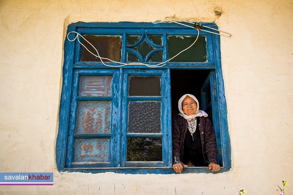 زن سالمند روستا Elderly village woman