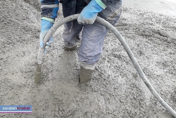 بتن ریزی سیمان Concreting the floor